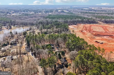 View/Area - 137 W James Cir, Hampton, GA 30228 photo 5 of 6