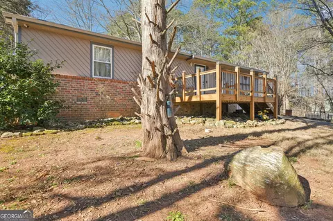 Exterior - 137 W James Cir, Hampton, GA 30228 photo 3 of 14
