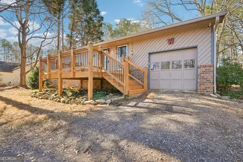 Exterior - 137 W James Cir, Hampton, GA 30228 photo 2 of 14