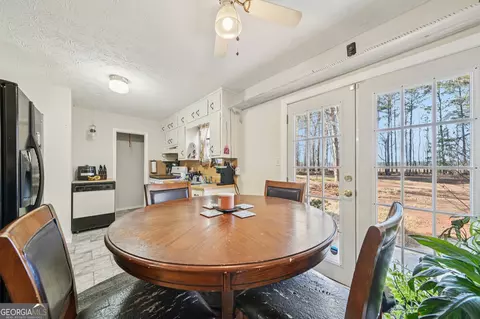 Dining - 137 W James Cir, Hampton, GA 30228 photo 1 of 2