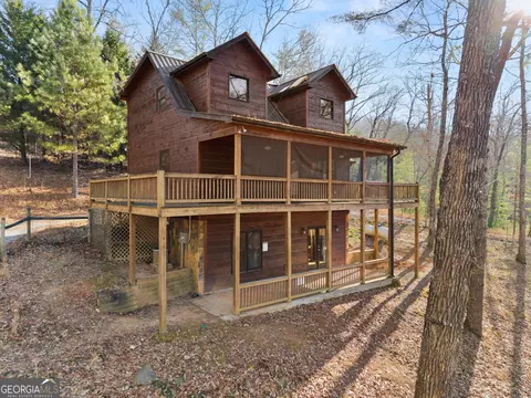 234 Old Indian Trl, Blue Ridge, GA 30513