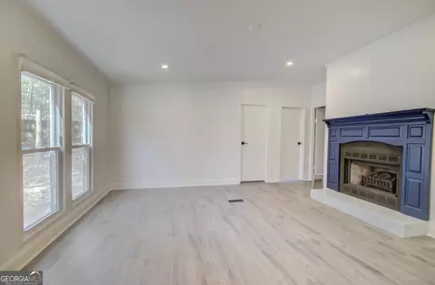 Living - 856 Walnut Dr, Monroe, GA 30655 photo 3 of 3
