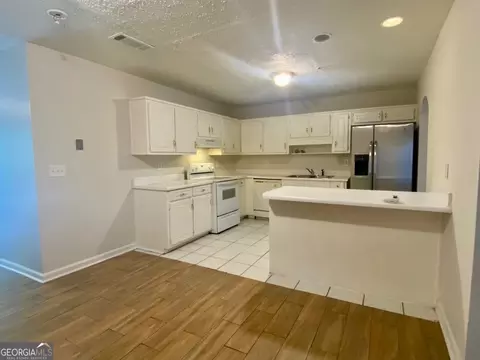 3746 Soapstone Rd, Decatur, GA 30034