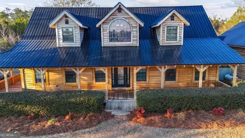 1320 Empire Rd, Jesup, GA 31545