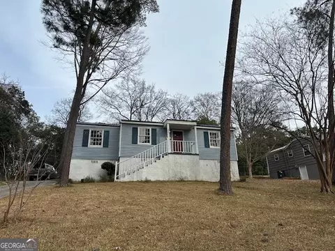2581 Old Holton Rd, Macon, GA 31204
