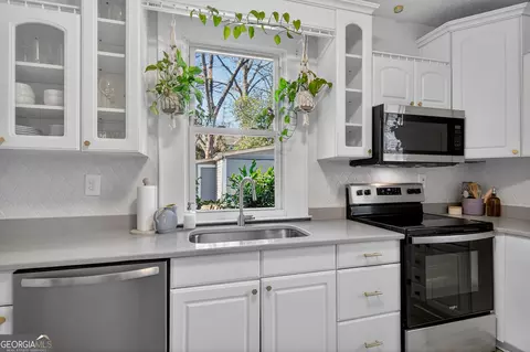 Kitchen - 112 Boulevard, Lagrange, GA 30240 photo 3 of 3