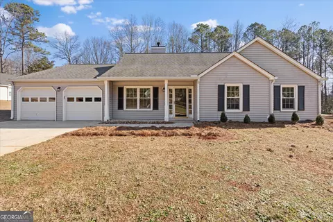 3762 Starlight Trl, Douglasville, GA 30135