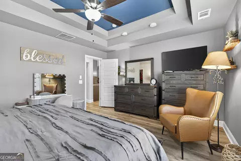 Bedroom - 737 Springhill Dr, Gray, GA 31032 photo 3 of 7