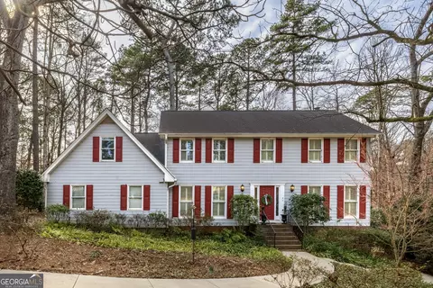 2086 Mountain Creek Ct, Smoke Rise, GA 30087
