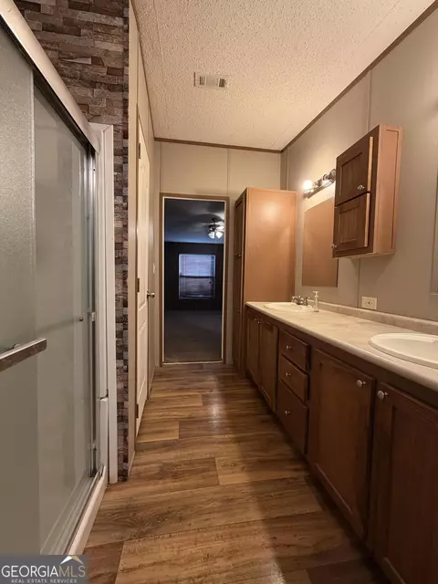 Bath - 50 David Rd, Hampton, GA 30228 photo 1 of 4