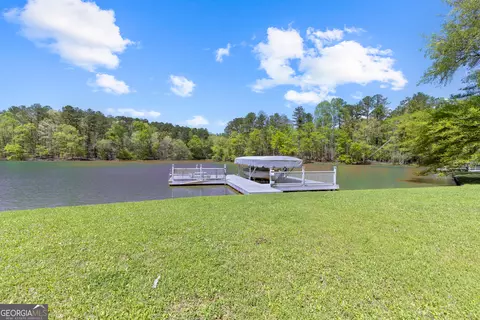 1320 Tal Lewis Rd, White Plains, GA 30678