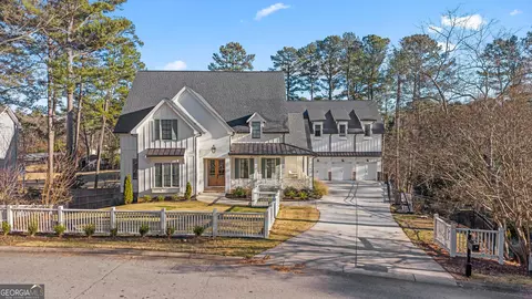 4250 Summit Dr, Marietta, GA 30068