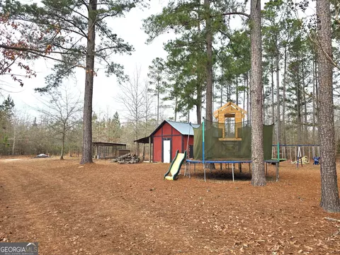 Exterior - 5500 Ga Highway 88 W, Stapleton, GA 30823 photo 3 of 4