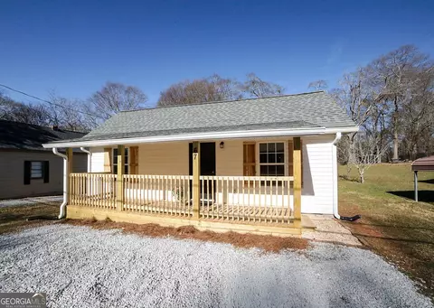 67 Cotton St, Commerce, GA 30529