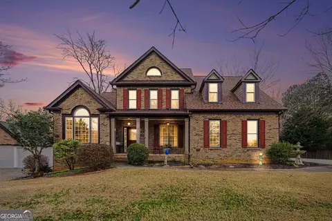 174 Senators Ridge Dr, Dallas, GA 30132