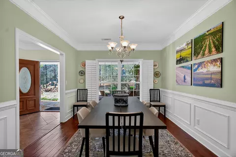 Dining - 830 John Lovelace Rd, Lagrange, GA 30241 photo 1 of 2