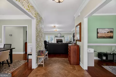 Entry Way - 830 John Lovelace Rd, Lagrange, GA 30241 photo 2 of 3