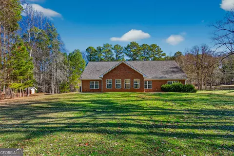 Exterior - 830 John Lovelace Rd, Lagrange, GA 30241 photo 3 of 3