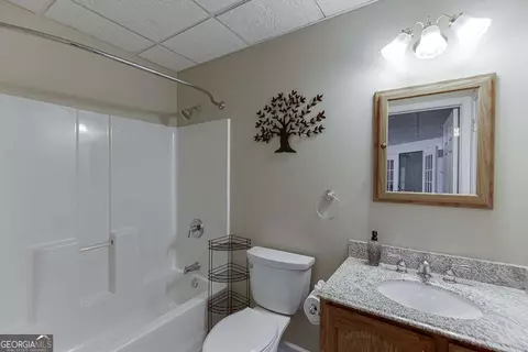 Bath - 1806 Asteria Ct, Duluth, GA 30097 photo 6 of 6