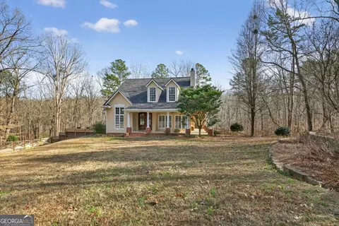 135 Oakland Ct, Tallapoosa, GA 30176