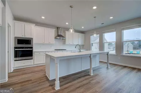 Kitchen - 240 Chiswick Loop, Stockbridge, GA 30281 photo 2 of 2