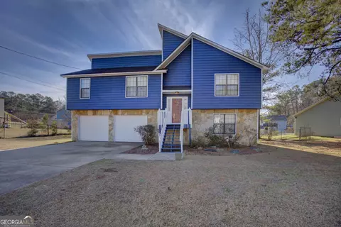 290 Lori Ln, Riverdale, GA 30296