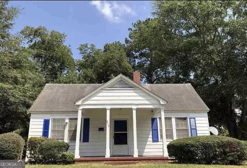 217 Oak St, Fort Valley, GA 31030