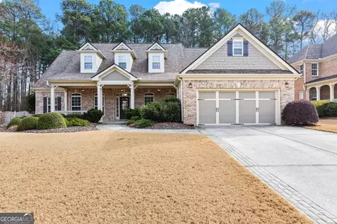 2467 Misty Rose Ln, Loganville, GA 30052