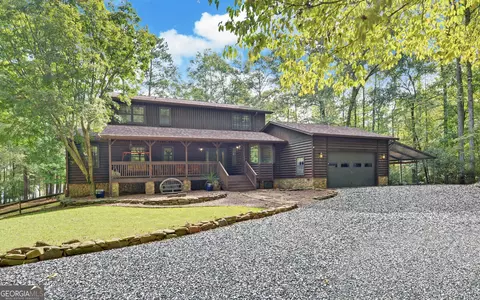 396 Greenleaf Dr, Lavonia, GA 30553