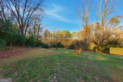 Exterior - 397 Highview Rd, Toccoa, GA 30577 photo 8 of 10