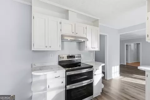 Kitchen - 397 Highview Rd, Toccoa, GA 30577 photo 3 of 4