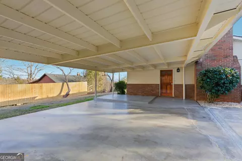 Exterior - 397 Highview Rd, Toccoa, GA 30577 photo 5 of 10