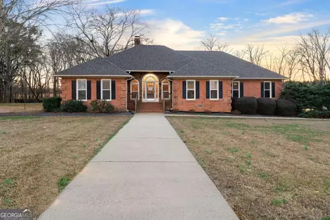 2300 Frettiesburg Dr, Rockmart, GA 30153
