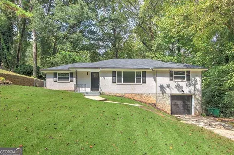 2926 Monterey Dr, Decatur, GA 30032