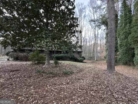 3955 Demooney Rd, Atlanta, GA 30349