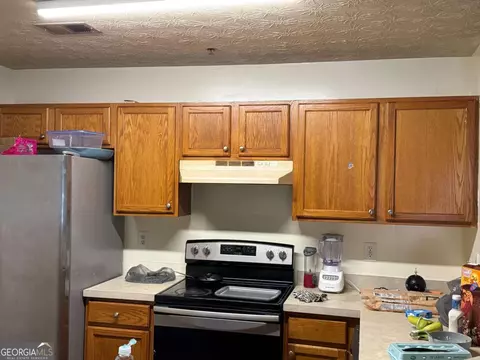 312 Ridge Creek Dr, Clarkston, GA 30021