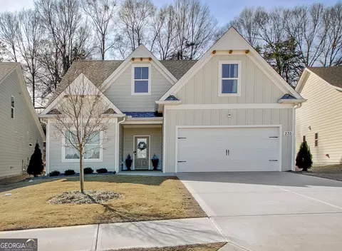 235 Farrell Creek Dr, Senoia, GA 30276