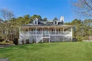 100 Springwater Trce, Woodstock, GA 30188