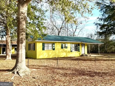 118 Flint St, Fitzgerald, GA 31750