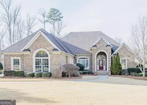 6009 Golf View Xing, Locust Grove, GA 30248