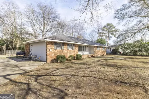 2813 S Estates Rd, Macon, GA 31216