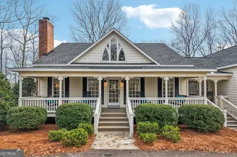 1015 Adams Rd, West Point, GA 31833