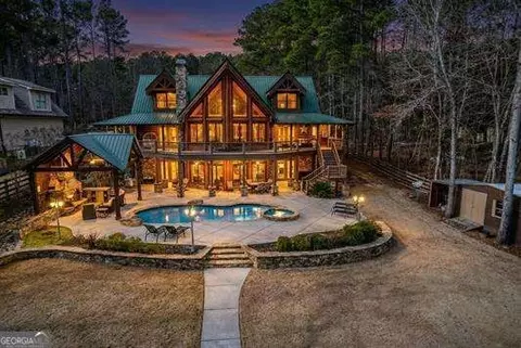 456 Rockville Springs Dr, Eatonton, GA 31024