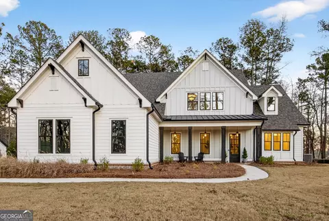 1280 Lake Dr, Greensboro, GA 30642