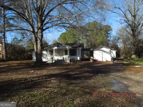 152 Hennon Dr NW, Rome, GA 30165