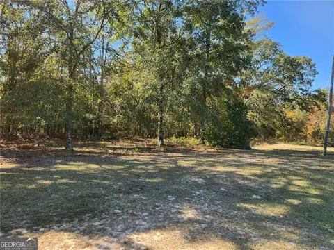 184 Young Rd, Milledgeville, GA 31061