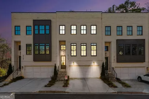 2149 Druid Fields Ln, Decatur, GA 30033