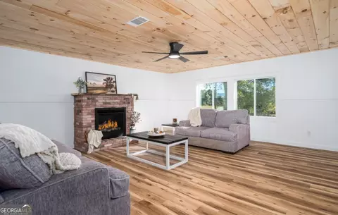 Living - 190 Northside Dr, Jasper, GA 30143 photo 1 of 3