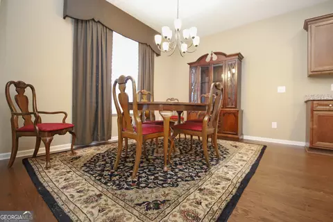 Dining - 204 Dixie Creek Dr, Lagrange, GA 30240 photo 1 of 5
