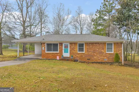 94 Hillcrest St, Commerce, GA 30529